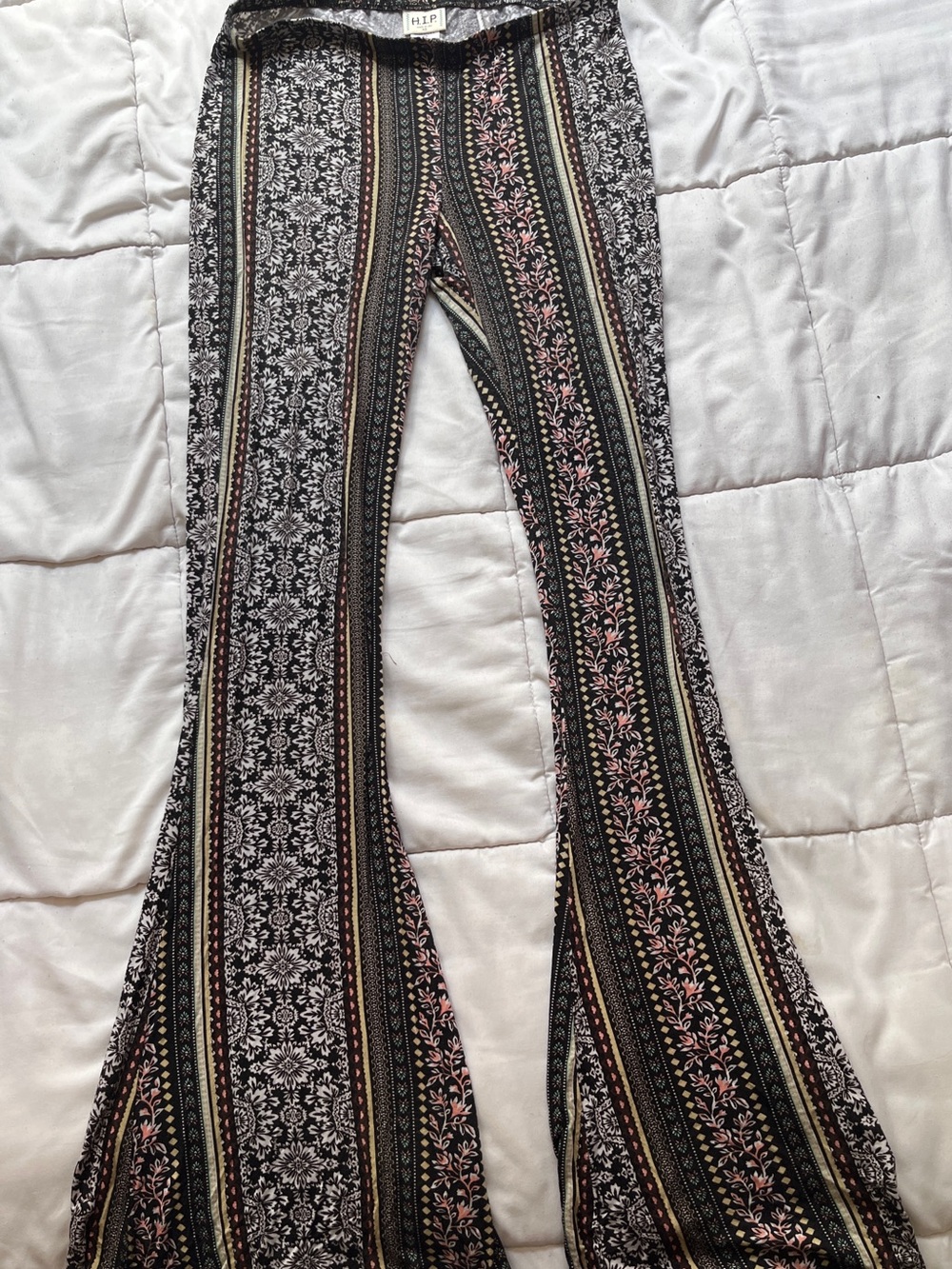 h.i.p. Women’s Boho Hippie Print casual Flares